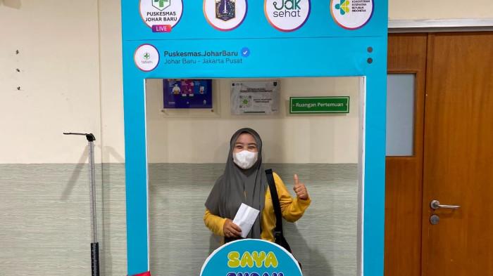 PESERTA CKG - Fifi Indarsih (43) usai mengikuti Cek Kesehatan Gratis (CKG) di Puskesmas Johar Baru, Jakarta Pusat, Kamis (20/8/2026).