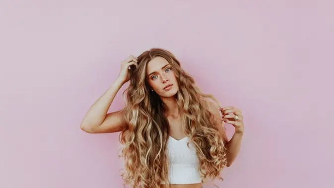 Cocok Untuk Perawatan Rambut Ilustrasi Rambut yang Sehat dan Terawat Credit: unsplash.com/Averie