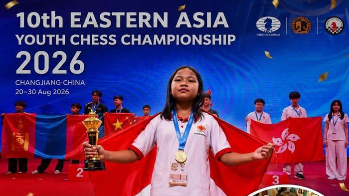 BERHASIL - Veronica berhasil mengumpulkan 6 poin dari tujuh pertandingan. Hasil itu membuat pecatur muda Indonesia tersebut berhak berdiri di podium tertinggi.