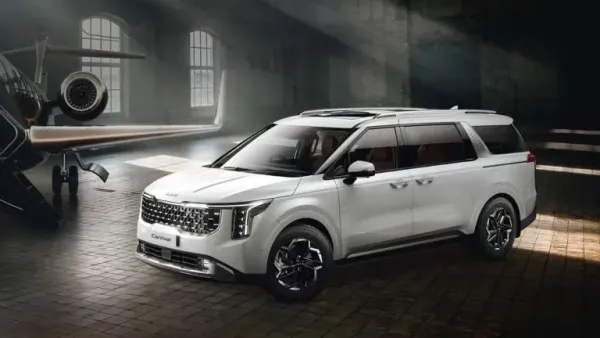 2-new-hybrid-kia-7-seaters 2-new-hybrid-kia-7-seaters