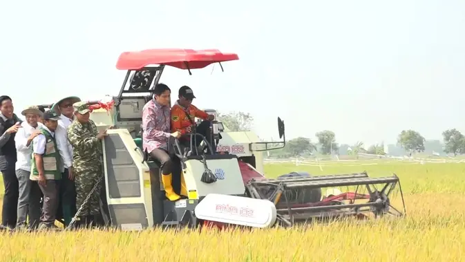 Lucky Hakim terapkan program Pertanian Modern Advanced Aagricultural System (instagram.com/luckyhakimofficial)