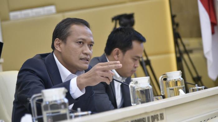 profile tribunners