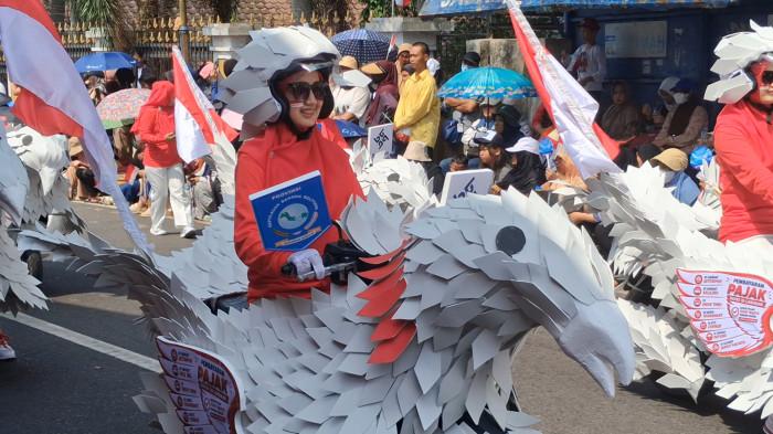PAWAI KENDARAAN HIAS - Pemerintah Provinsi Bangka Belitung merayakan perayaan HUT ke-81 Republik Indonesia dengan menggelar pawai kendaraan hias di Kota Pangkalpinang pada Sabtu (29/8/2026).