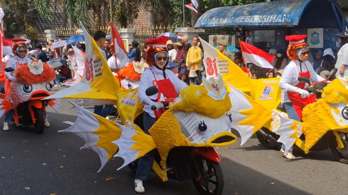 PAWAI KENDARAAN HIAS - Pemerintah Provinsi Bangka Belitung merayakan perayaan HUT ke-81 Republik Indonesia dengan menggelar pawai kendaraan hias di Kota Pangkalpinang pada Sabtu (29/8/2026).