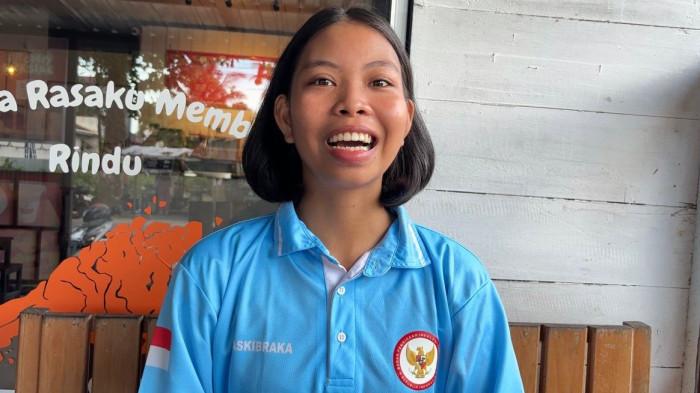 MEWAKILI KALTARA - Desy Natalia siswa SMKN 1 Tanjung Selor sebagai calon Paskibraka perwakilan Kaltara di HUT ke 81 NKRI. Potong Rambut Demi Mimpi, Desy Natalia Siswi SMKN 1 Tanjung Selor Siap Harumkan Kaltara di Paskibraka Nasional