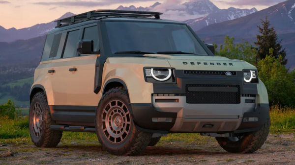 A picture of a Land Rover Defender Octa Explorer Pack