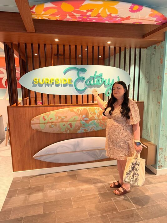 Katie stood in front of the Surfside Eatery