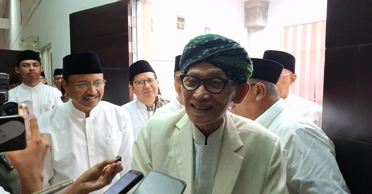 PBNU - Rais Aam PBNU KH Miftachul Akhyar, saat ditemui usai acara doa bersama PBNU di Masjid Raya KH Hasyim Asy'ari, Jumat (26/12/2025). Miftachul mengungkapkan, dia sudah berkomunikasi dengan Gus Yahya perihal struktur kepengurusan PBNU berdasarkan hasil rapat pleno di Hotel Sultan, beberapa waktu lalu.