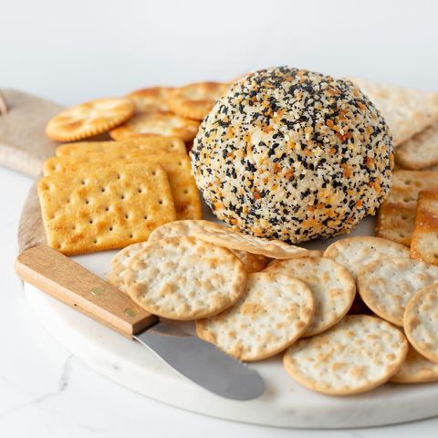 Everything Bagel Cheese Ball