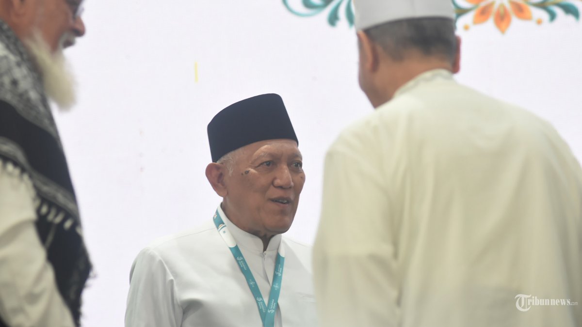 KETUM PBNU TERPILIH - KH Abdul Hakim Mahfudz atau Gus Kikin terpilih sebagai Ketua Umum PBNU periode 2026-2031 dalam Muktamar ke-35 di Ponpes Bahrul Ulum Tambakberas Jombang, Senin (31/8/2026). Dalam proses tabulasi penjaringan nama sebelum dibawa ke AHWA, Gus Kikin mendapat 472 suara dari total 552 pemilik suara. SURYA/AHMAD ZAIMUL HAQ