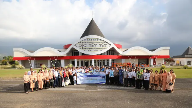 Kementerian perhubungan mengecek sejumlah bandara di NTT, termasuk Bandara Soa Bajawa. (Foto: Istimewa)