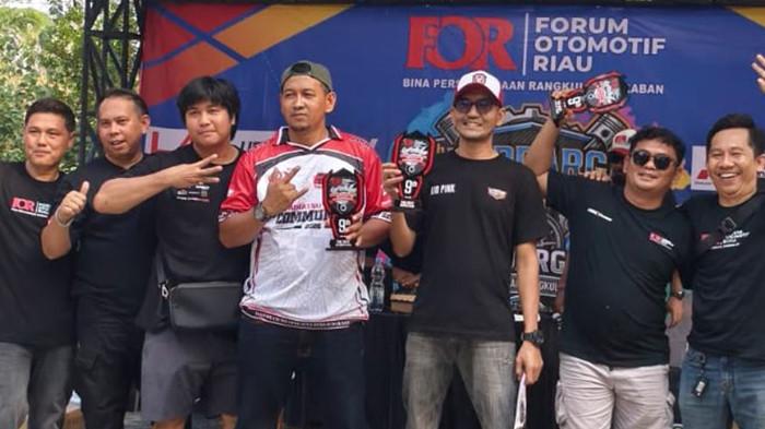Vios Family Pekanbaru  PLAKAT