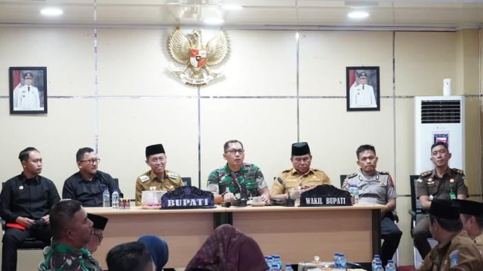 Bupati Bolaang Mongondow Selatan (Bolsel) H Iskandar Kamaru sdhsfghkgh