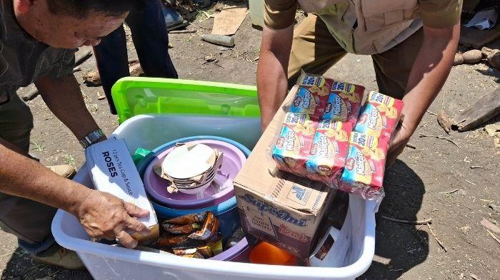 BANTUAN - BPBD Minahasa bawa bantuan bencana pohon tumbang di Noongan Tiga, Langowan Barat, Minahasa, Senin 31 Agustus 2026. Maxi sangat bersyukur.