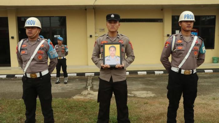 Aipda Aviv Muharman Hakim (dalam bingkai foto)
