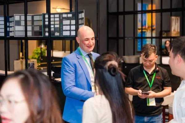 VIFA ASEAN 2025 attracted strong interest from international buyers. Photo courtesy of Lien Minh Corp