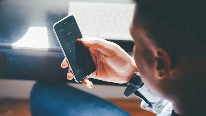 Digital Detox Efektif untuk Menjaga Kesehatan Otak dan Meningkatkan Produktivitas Sering menghapus unggahan setelah mendapat perhatian © (Foundry/pixabay)