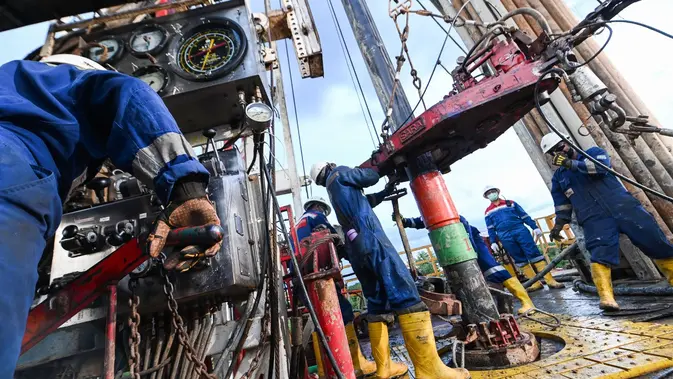 Pertamina Hulu Rokan (PHR) WK Rokan, sebagai kontraktor kerja sama (KKS) Hulu Migas yang beroperasi di 7 kabupaten/kota di provinsi Riau mencatatkan lifting minyak hingga akhir tahun 2024 mencapai 58 juta barel selama tahun 2024. (Dok Pertamina)