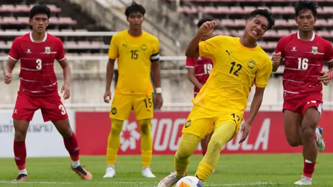 Pertandingan Timnas Indonesia U-20 versus Malaysia di Grup H Kualifikasi Piala Asia U-20 2027 di New Laos Stadium, Ventiane, Senin (31-8-2026). (Dok. FB Asosiasi Sepak Bola Malaysia (FAM)