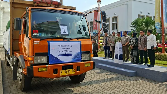 Bank Indonesia (BI) mengirim bantuan logistik bagi korban bencana gempa di Nusa Tenggara Timur (NTT).