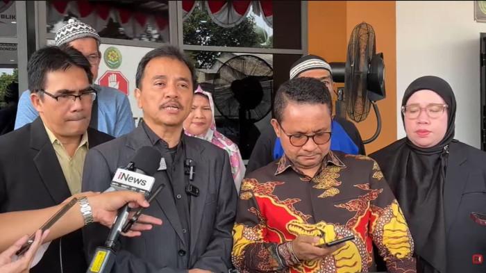 PRAPERADILAN ROY SURYO - Dalam Foto: Pakar telematika Roy Suryo berbicara kepada awak media seusai sidang gugatan praperadilan kelima dalam kasus tudingan ijazah palsu Mantan Presiden RI Joko Widodo (Jokowi) di Pengadilan Negeri Jakarta Selatan (PN Jaksel), Senin (31/8/2026) ditunda.