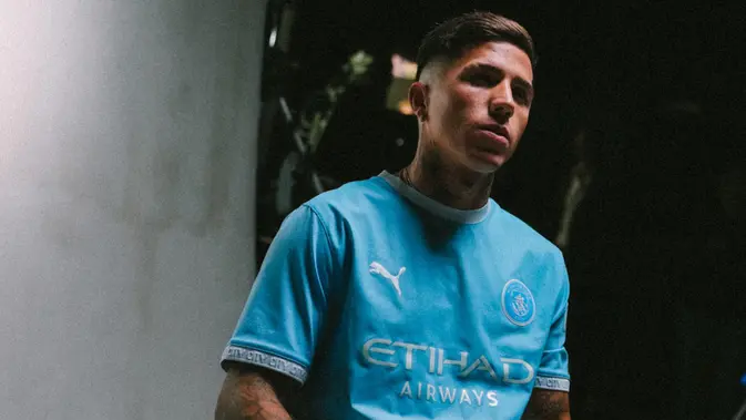 Enzo Fernandez resmi tinggalkan Chelsea dan gabung Manchester City di bursa transfer musim panas 2026. (Dok. X @ManCity)
