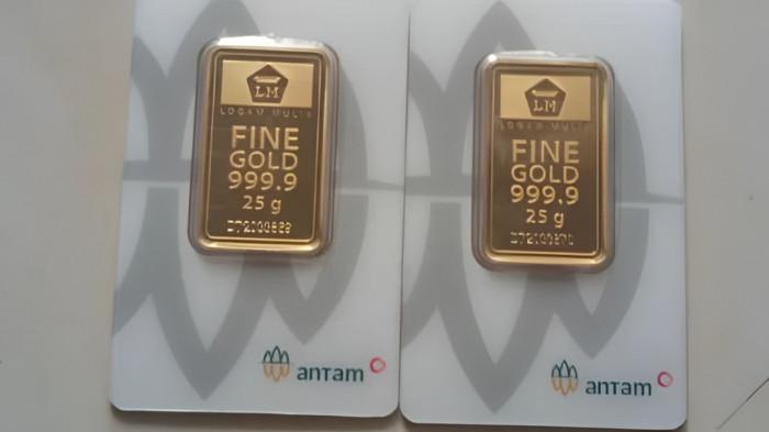 TERJUN BEBAS- Harga emas Antam 2 September 2026 terjun bebas. Untuk hari ini, harga emas Antam turun Rp 40.000 per gram.