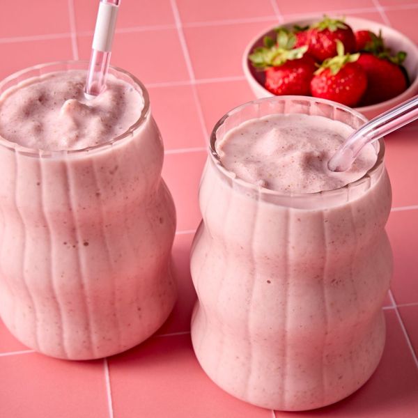 A recipe image of High-Protein Strawberry Oatmeal Smoothie Credit: Photographer: Jen Causey.