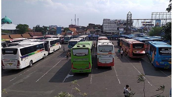 Suasana H-6 di Terminal Cicaheum Kota Bandung, Kamis (30/5/2019).