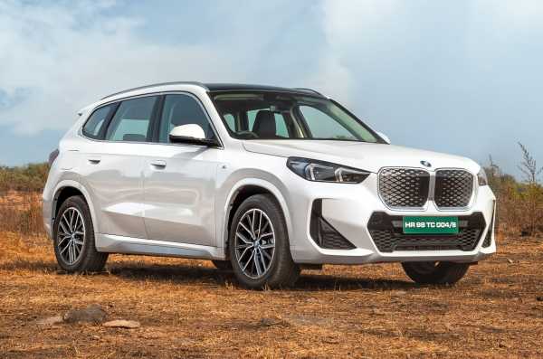 BMW iX1