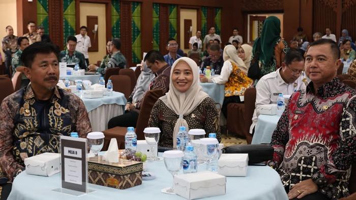 Penyerahan aset seritikat aset milik daerah