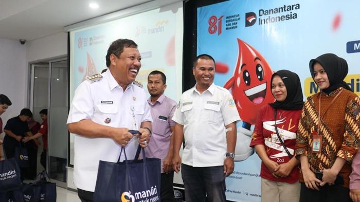 Bank Mandiri menggelar kegiatan bakti sosial berupa donor darah.