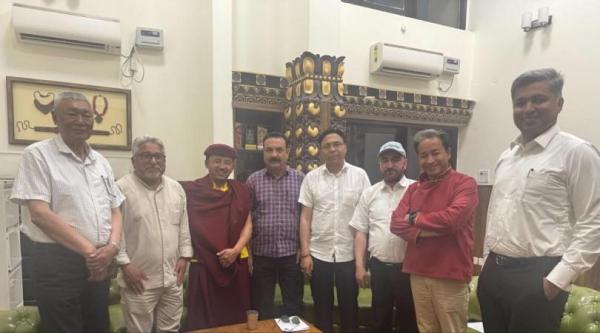 Agitating Ladakhi  groups
