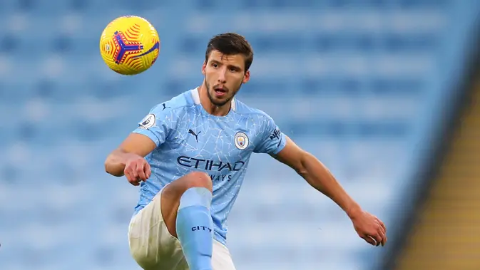 4. Ruben Dias (68 juta euro) - Manchester City berhasil melabuhkan Ruben Dias dari Benfica pada bursa transfer musim dingin 2020. Ruben Dias resmi bergabung Manchester City setelah dimahar dengan harga 68 juta euro. (AFP/Alex Livesey/pool)