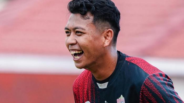PULANGKAN ARDIANSYAH - Kiper M Ardiansyah saat latihan bersama Persijap Jepara.  PSM Makassar diminta pulangkan Ardiansyah dari Persijap untuk mengarungi Super League musim depan.