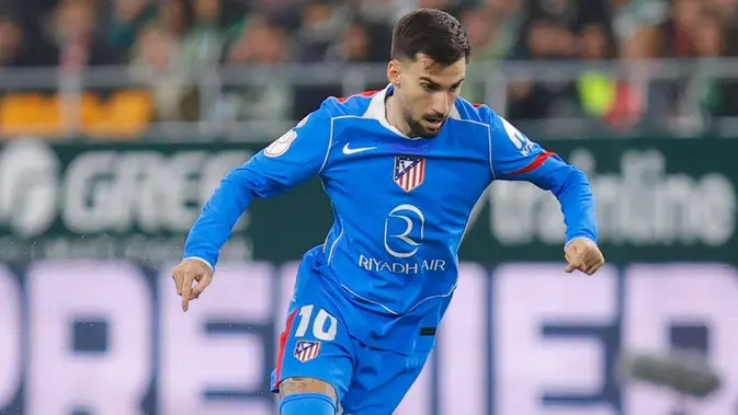 Gelandang Atletico Madrid, Alex Baena dalam duel perempat final Copa del Rey 2025/2026 kontra Real Betis. (Atletico de Madrid X)