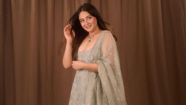 More about Mahhi Vij