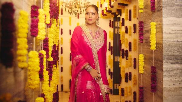Bipasha Basu