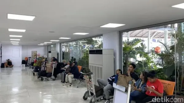 Suasnaa Bandara Soekarno Hatta Senin (7/9/2026).