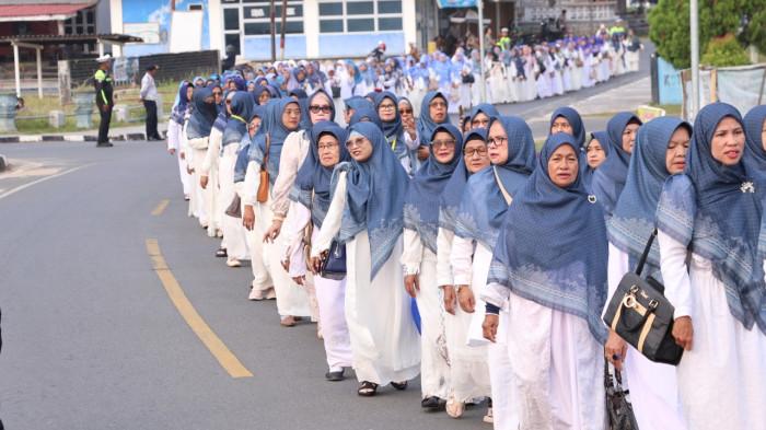 BERARAK - Masjid Azzulfa, Dabo Singkep, Kabupaten Lingga, Kepulauan Riau, terdengar lantunan ayat suci Al-Qur'an, Sabtu (5/9/2026) dengan kegiatan Khotmul Qur'an yang digelar Muhibbatul Quran.