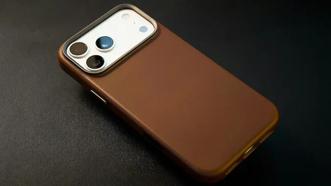 Warna Casing HP Favorit Orang Introvert Menurut Psikologi, Mana Pilihanmu. (Foto: Bunny Lau/Unsplash)