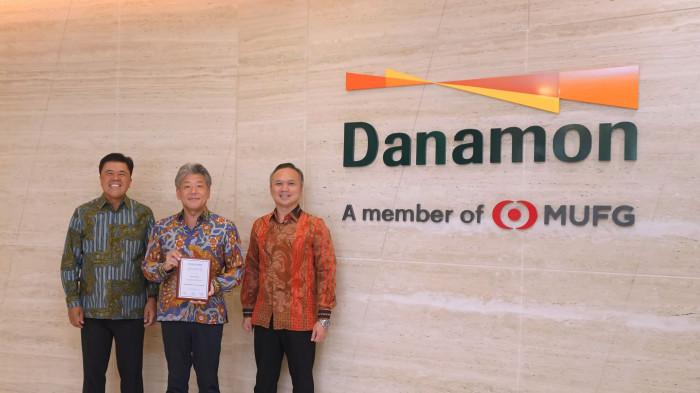 POSE - PT Bank Danamon Indonesia Tbk (“Danamon”), meraih penghargaan bergengsi Best Automobile Financing in Indonesia pada ajang The Asian Banker Indonesia Awards 2026, yang diselenggarakan pada 20 Agustus 2026.