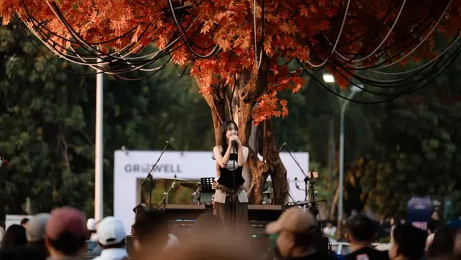 Dinda Ghania Buka Babak Baru di Agustus 2026, Rilis MV Half of Me hingga Tampil Memukau di LaLaLa Festival. (dok. ist)