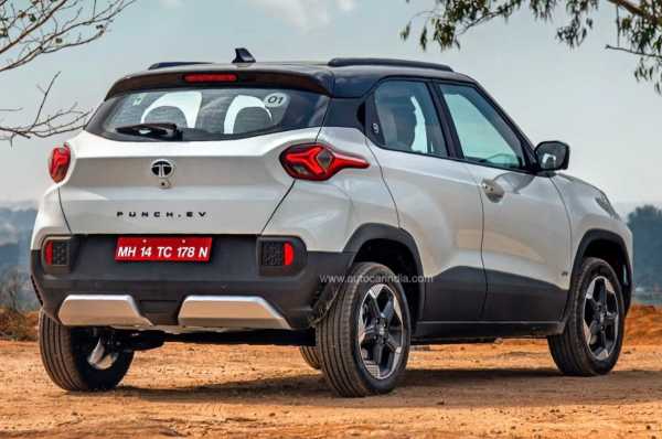 Pre-facelift Tata Punch EV rear quarter