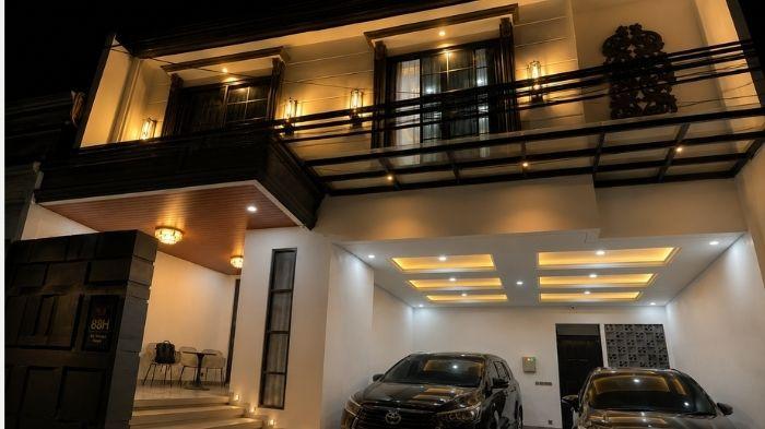 RUMAH MEWAH - Komisi Pemberantasan Korupsi (KPK) menyita aset berupa satu unit rumah mewah milik Anggota DPRD Kota Bengkulu, Vinna Ledy Anggraheni (VLA) pada Senin (31/8/2026). Penyitaan dilakukan karena aset tersebut diduga memiliki keterkaitan dengan perkara yang tengah ditangani KPK, yakni dugaan korupsi di lingkungan Pemerintah Kabupaten (Pemkab) Rejang Lebong dan wilayah Bengkulu.
