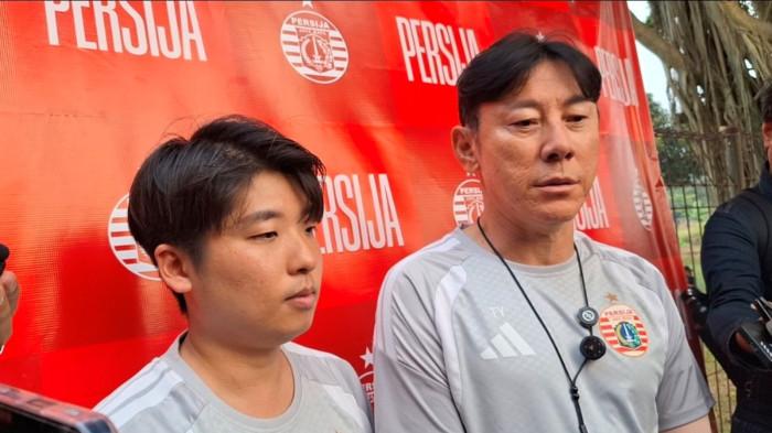PERSIAPAN LAWAN PERSIB - Pelatih Persija Jakarta, Shin Tae-yong saat diwawancarai terkait persiapan Macan Kemayoran jelang hadapi Persija. Persija Training Ground, Bojongsari, Depok, Selasa (8/9/2026). Tribunnews/Abdul Majid