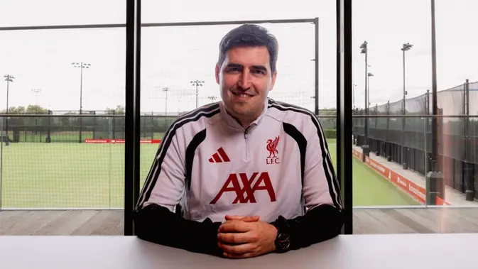 Andoni Iraola, pelatih baru Liverpool mulai musim 2026/2027. (Dok. liverpoolfc.com)