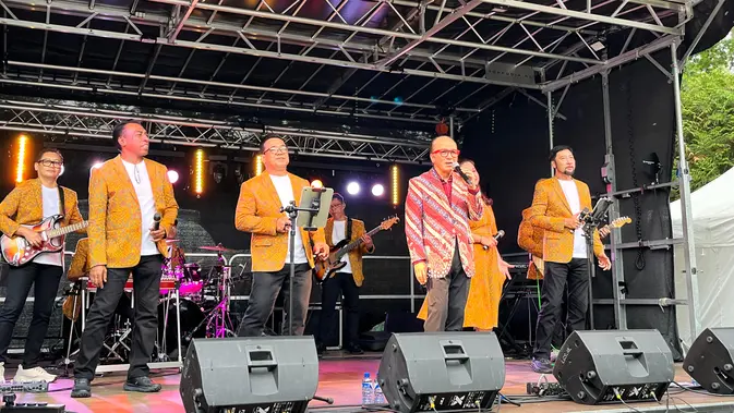 Tantowi Yahya dan Thomshell Band merampungkan misi diplomasi budayaLewat Konser 