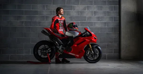 ducati panigale v4 ducati panigale v4