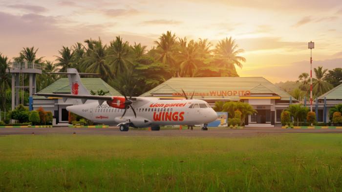 DITUTUP SEMENTARA - Penutupan Bandara Wunopito Lewoleba di Nusa Tenggara Timur diperpanjang hingga estimasi Kamis (10/9/2026) pukul 07.00 WITA karena area bandara terdampak abu vulkanik erupsi Gunung Lewotolok.